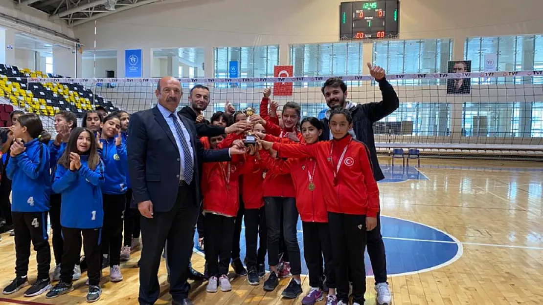 Okul Sporları Voleybol Müsabakaları İlimizde Düzenlendi