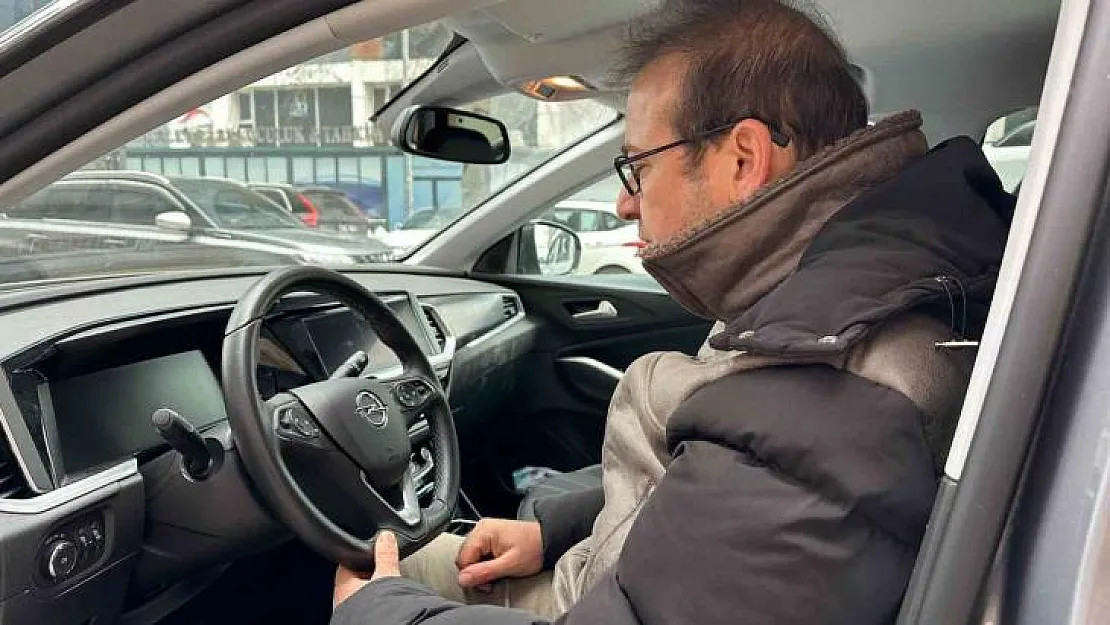 Opel bayisinden sıfır alınan cip, servisten çıkmıyor