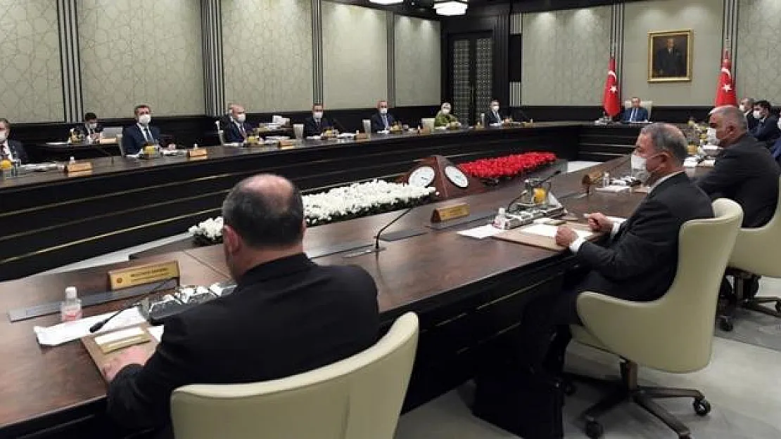 Kabine, iki kritik gündemle bir araya geliyor: Pazar günü kısıtlaması ve maske şartı kaldırılacak mı?