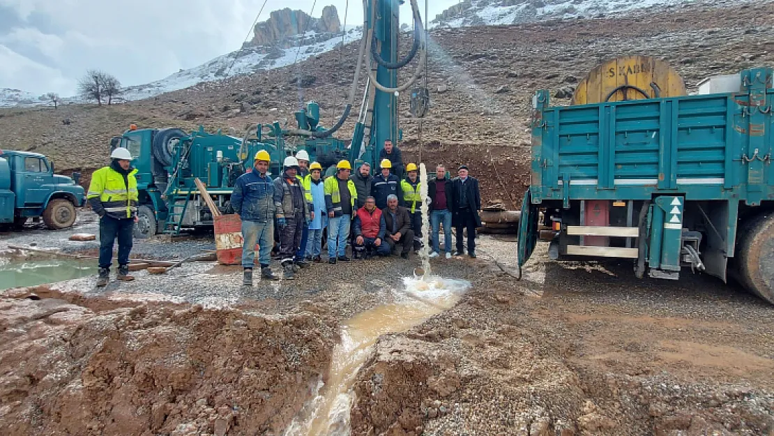 Pervari'nin Su İhtiyacı 2 Aylık Çalışmayla Giderildi 