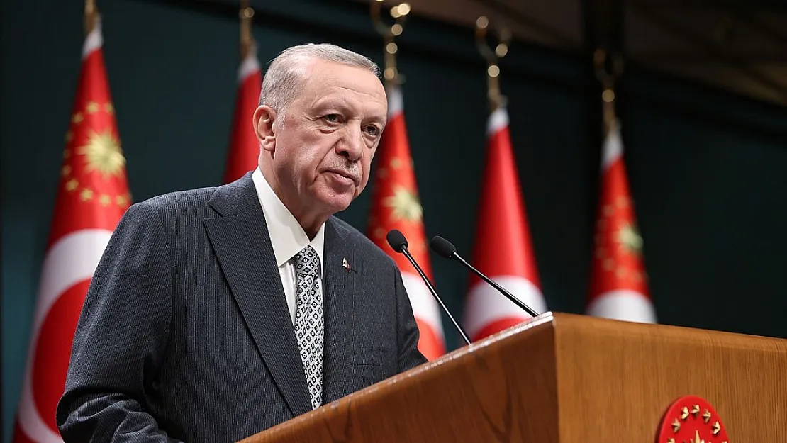 PKK Feshini Açıkladı, Yeni Anayasa Hazırlığı Gündemde: Erdoğan'ın Görev Süresi Sıfırlanabilir