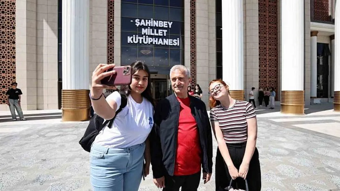 Şahinbey Belediyesi Millet Kütüphanesi'ne yoğun ilgi