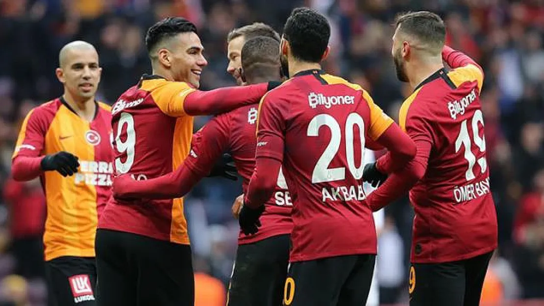 Galatasaray taraftarına müjde! Şampiyonlar Ligi yolunda kritik PSV maçı şifresiz yayınlanacak