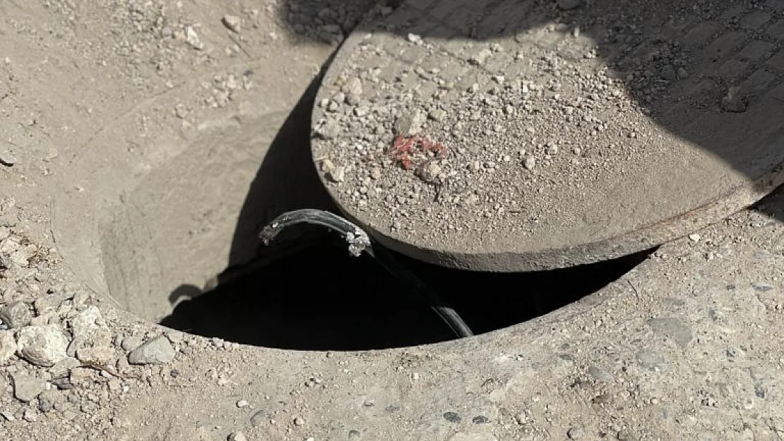Siirt'te Kablolar Çalındı, Mahalle İnternetsiz Kaldı!