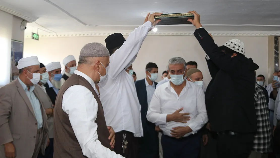Siirt'te Husumetli İki Aile Barıştırıldı