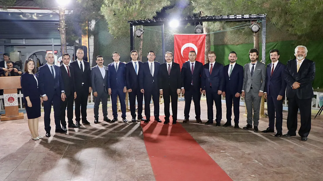 Siirt Adliyesinde Tayinleri Çıkan Hâkim ve Savcılara Veda Yemeği
