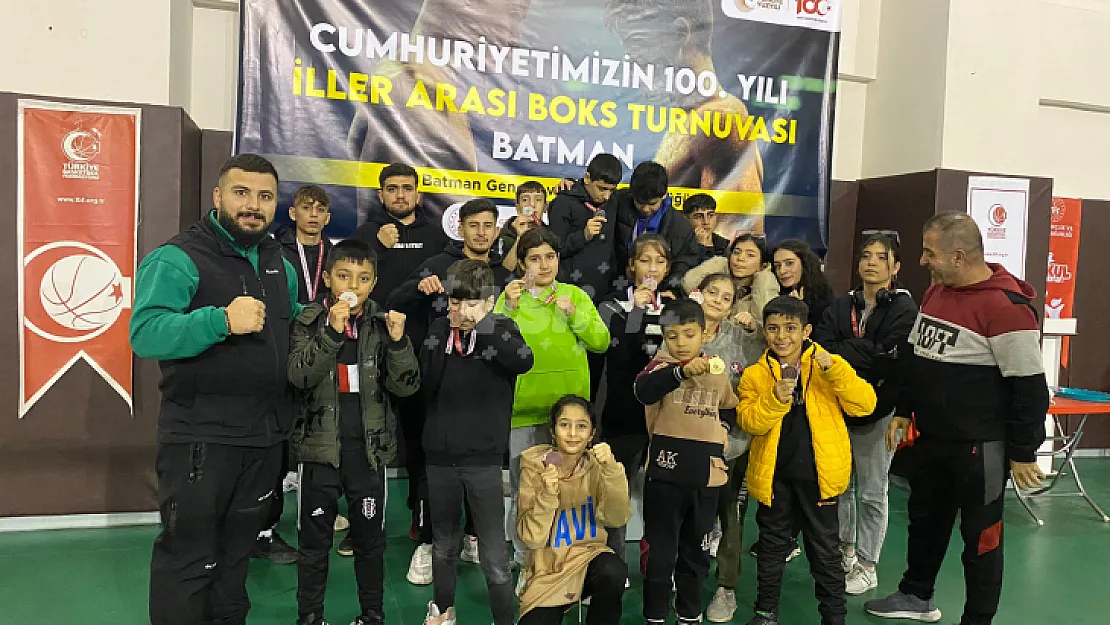 Siirt Belediye Spor Kulübü Boks Takımı Batman'dan 17 Madalya ile Döndü