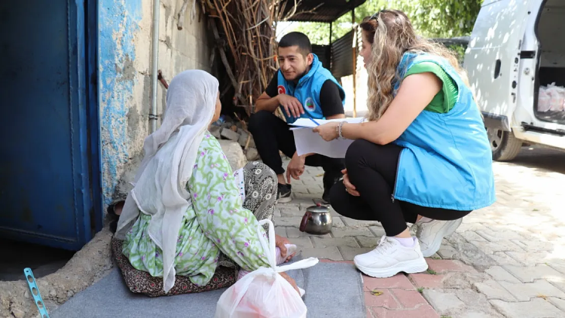 Siirt Belediyesi'nden İhtiyaç Sahibi Ailelere Sıcak Yemek Desteği