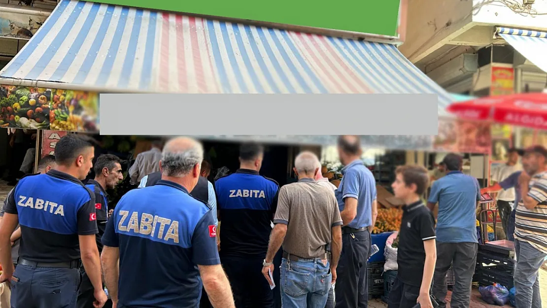 Siirt Belediyesi'nden Kaldırım İşgallerine Sıkı Denetim: 38 İşletmeye Ceza, Seyyar Araçlar Toplandı