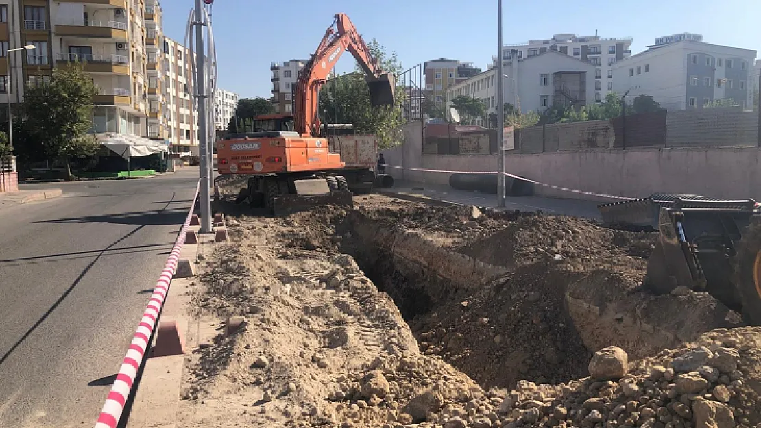 Siirt Belediyesinden Göle Dönen Yollarla İlgili Açıklama!