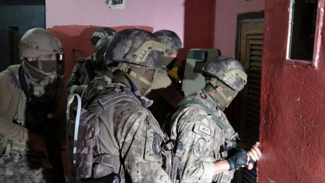 Siirt dahil 78 ilde dev operasyon! 2 bin 36 kişi gözaltına alındı