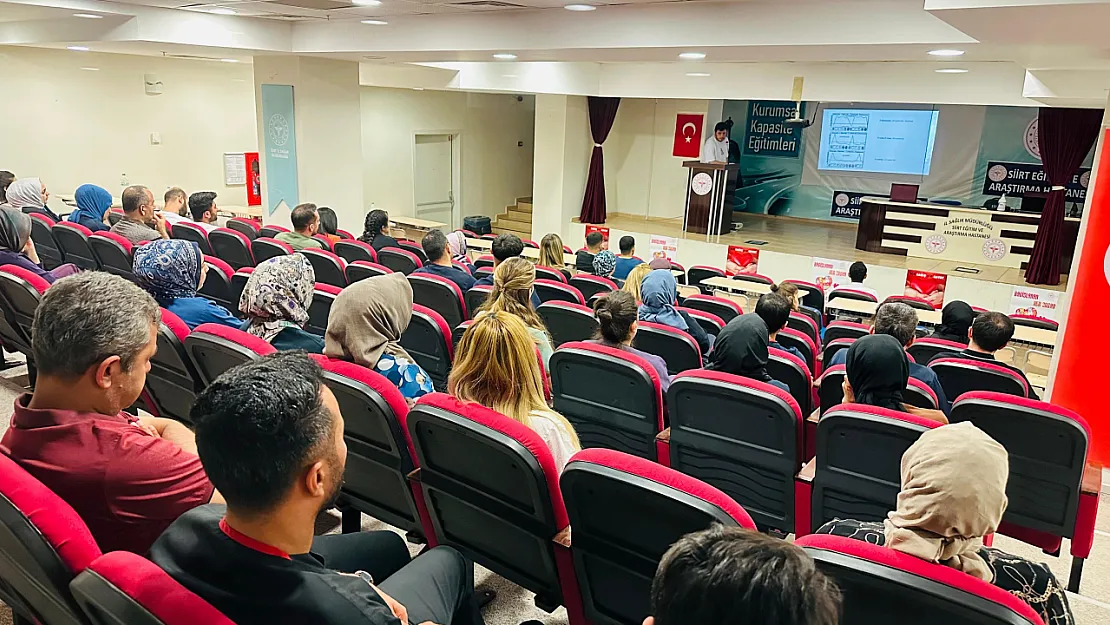 Siirt Eğitim ve Araştırma Hastanesi'nde Sıtma ile Mücadele Eğitimi Verildi