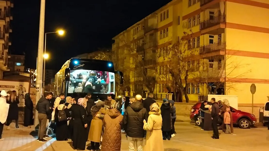 Siirt İl Müftülüğü Tarafından Düzenlenen Umre Programına 23 Kişilik Kafile Uğurlandı