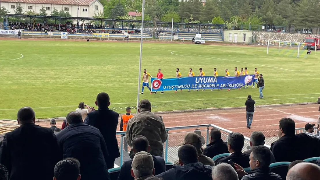 Siirt İl Özel İdaresi Futbol Takımı UYUMA uygulamasına destek verdi