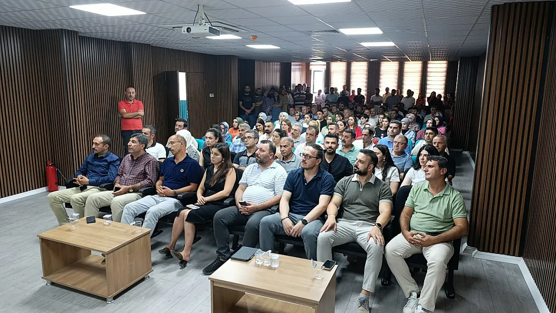 Siirt İl Sağlık Müdürlüğü'nde Yeni Yönetimle İlk Toplantılar Gerçekleştirildi