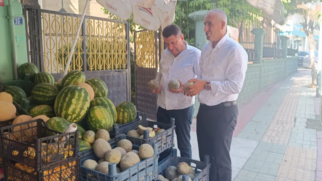 Siirt'in Yaz Gözdesi ''Şımmem Salıho'' Tezgahlarda: Kilosu 45 TL