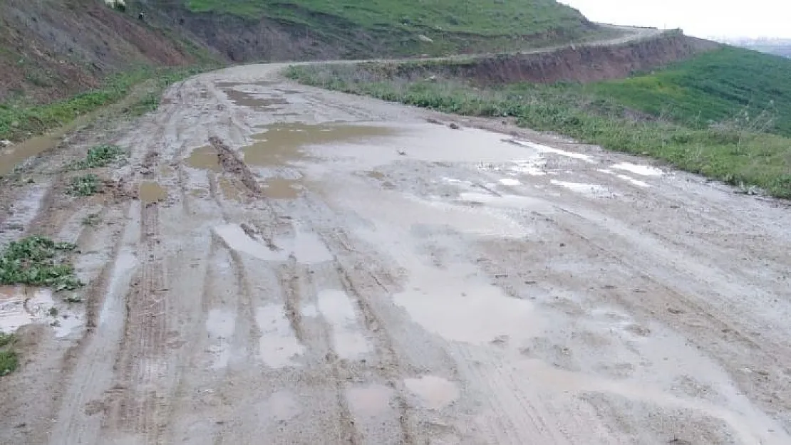 Siirt Merkeze Bağlı Sarıtepe Köyü Sakinleri Mağdur!