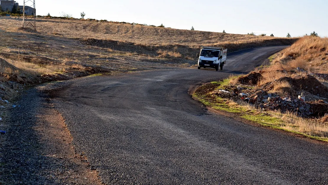 Siirt'te 17 Köyün Ulaşımını Sağlayan Çevre Yolu Asfaltlandı