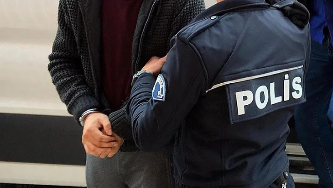 Siirt'te 2 kişi gözaltına alındı