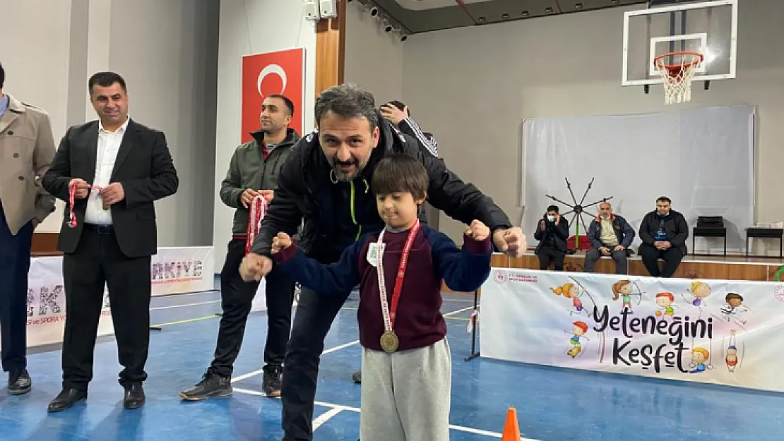 Siirt'te '21 Mart Dünya Down Sendromu Farkındalık Günü' Spor Etkinlikleriyle Kutlandı