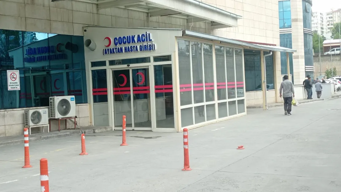 Siirt'te 3 yaşındaki çocuk düştüğü havuzda boğulma tehlikesi geçirdi