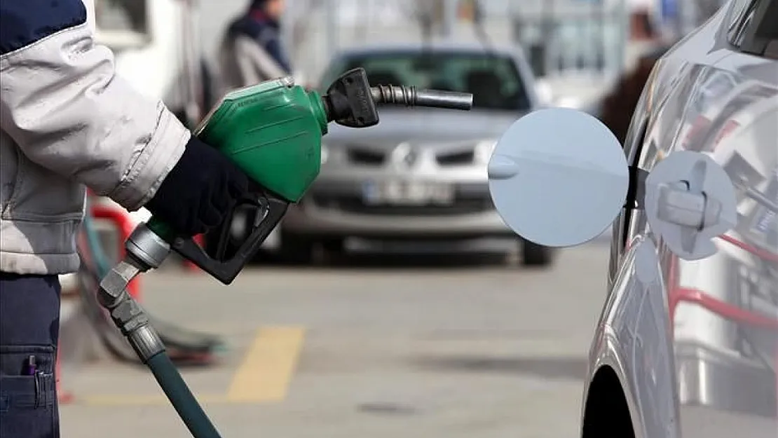 Siirt'te akaryakıt fiyatları ne kadar? Benzine zam ya da indirim var mı? İşte 16 Aralık 2024 güncel benzin, motorin ve LPG fiyatları