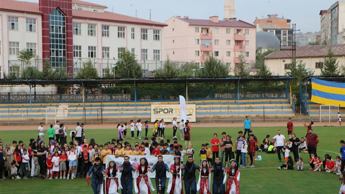 Siirt'te 'Amatör Spor Haftası'' Kapsamında Etkinlikler Düzenlendi