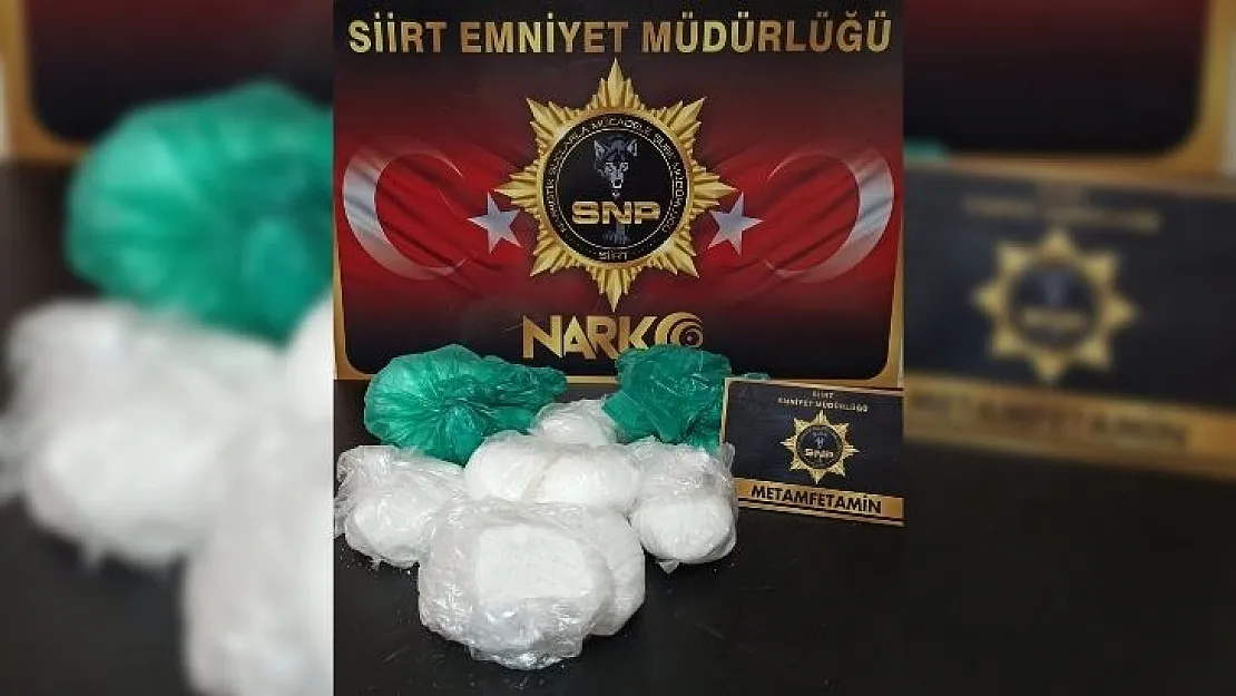 Siirt'te Aracın Arka Kapılarına Zulalanmış Vaziyette 2.570 Gr Uyuşturucu Ele Geçirildi