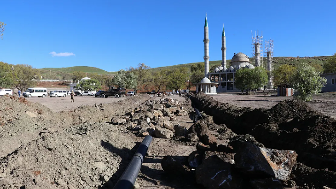 Siirt'te Bulunan 'Abdurrahman Bin Avf' Türbesi İnanç Turizmine Kazandırılıyor!