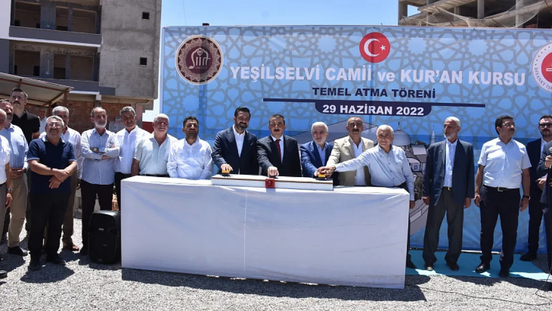 Siirt'te Cami ve Kuran Kursu Temel Atma Töreni Düzenlendi