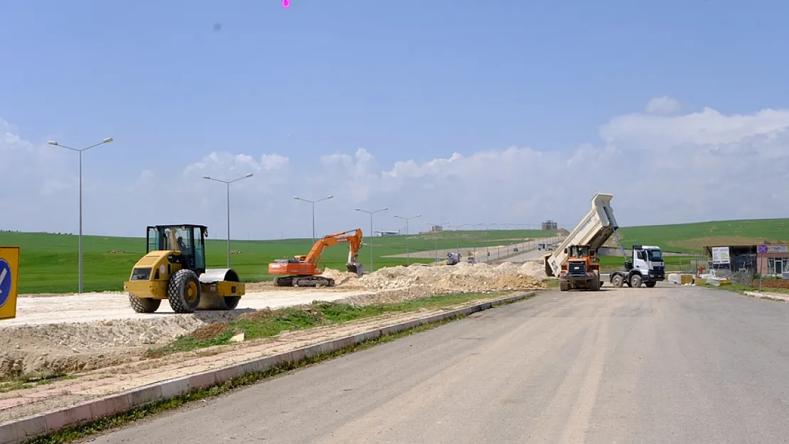 Siirt'te Çevre Yolu Genişletme Çalışmaları Başladı!