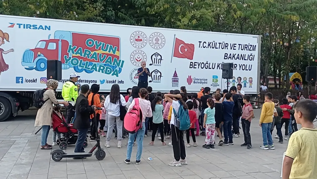 Siirt'te çocuklar 'Oyun Karavanı' ile eğlendi