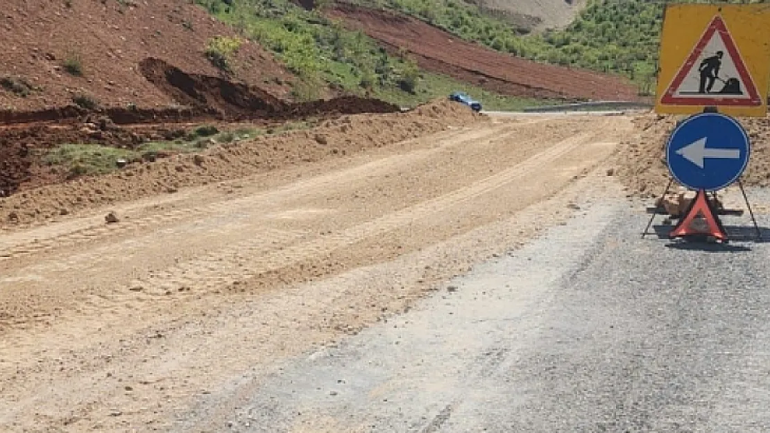 Siirt'te Çöken Kalender Yolu Tekrar Trafiğe Açıldı