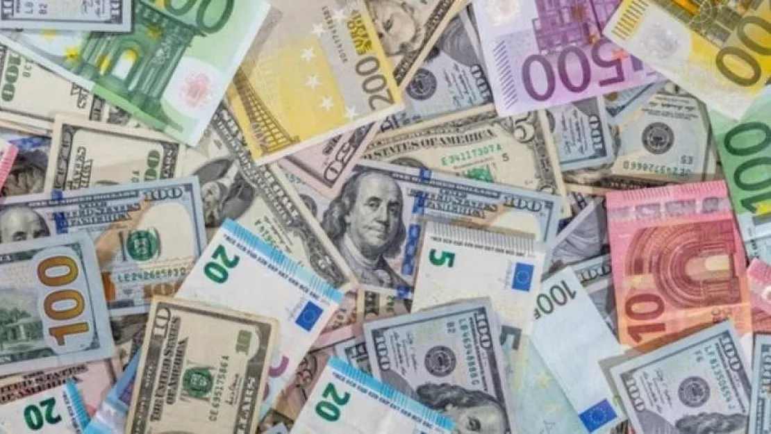 Siirt'te Döviz Piyasası Hareketli: Dolar 38,61 TL'yi Aştı, Euro 43,70 TL Seviyesinde