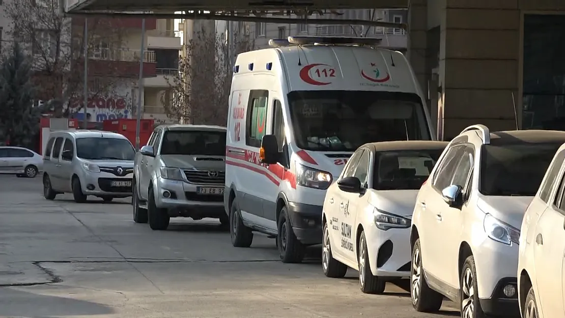 Siirt'te Düğün Eğlencesinde Silah Ateşlendi: 16 Yaşındaki Genç Yaralandı