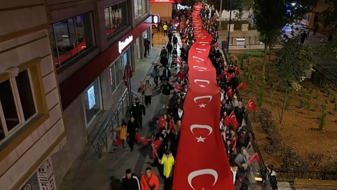 Siirt'te Fener Alayı Coşkuyla Gerçekleştirildi