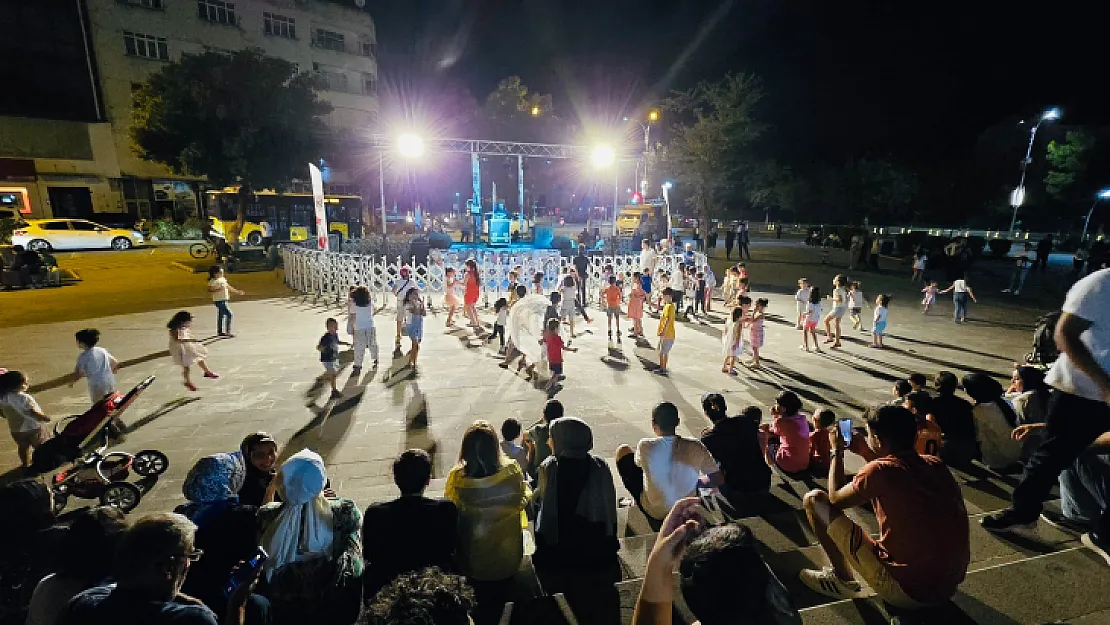 Siirt'te Gençlik ve Spor Festivali Coşkuyla Kutlandı