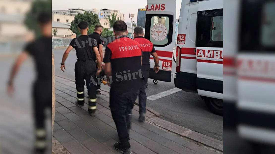 Siirt'te Halı Saha Çitinden Düşen 11 Yaşındaki Çocuk Ağır Yaralandı