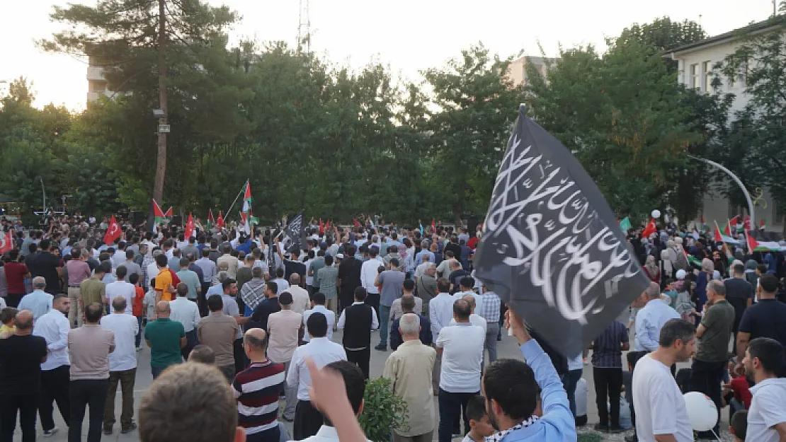 Siirt'te Haniye'nin öldürülmesi yürüyüşle protesto edildi