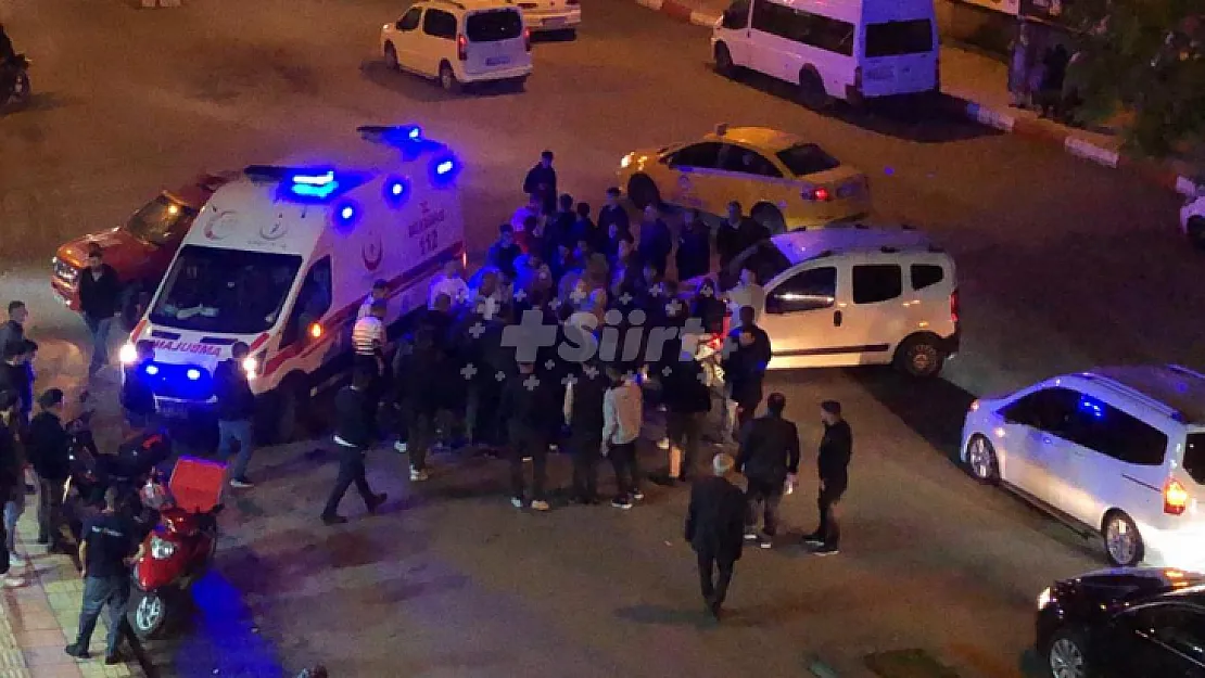 Siirt'te Hastane Önünde Trafik Kazası: 1 Yaralı