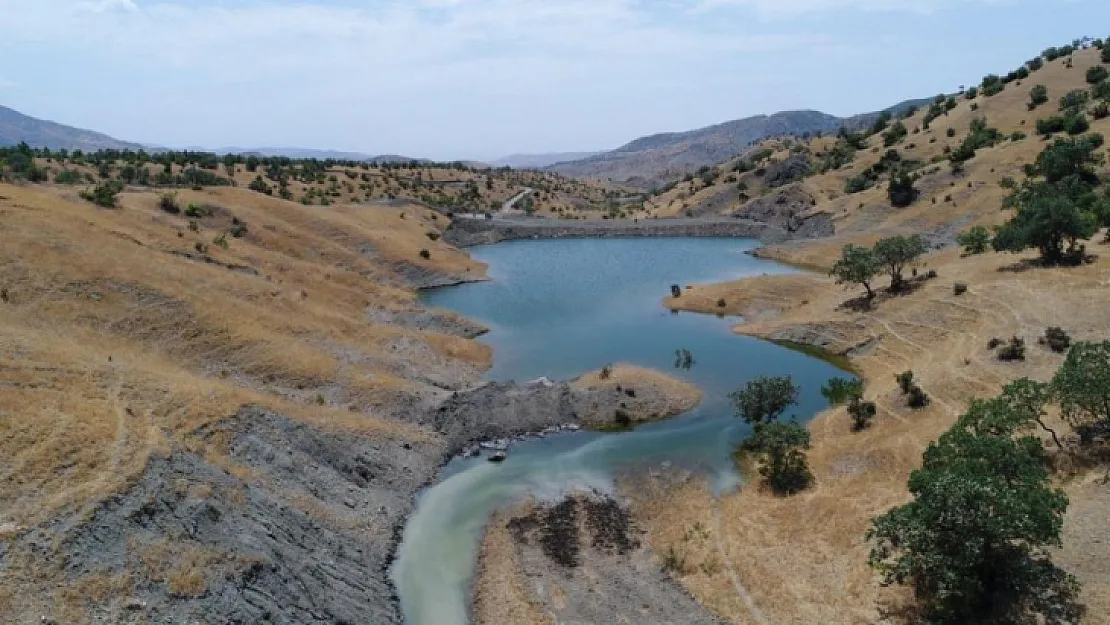 Siirt'te Hayvanlar İçin İçme Suyu Göleti Yapıldı