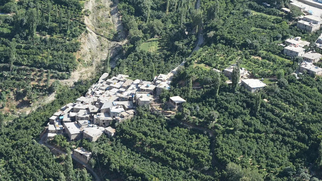Siirt'te Heyelan Tehlikesi Nedeniyle O Köy Yeni Yerleşim Alanına Taşınıyor