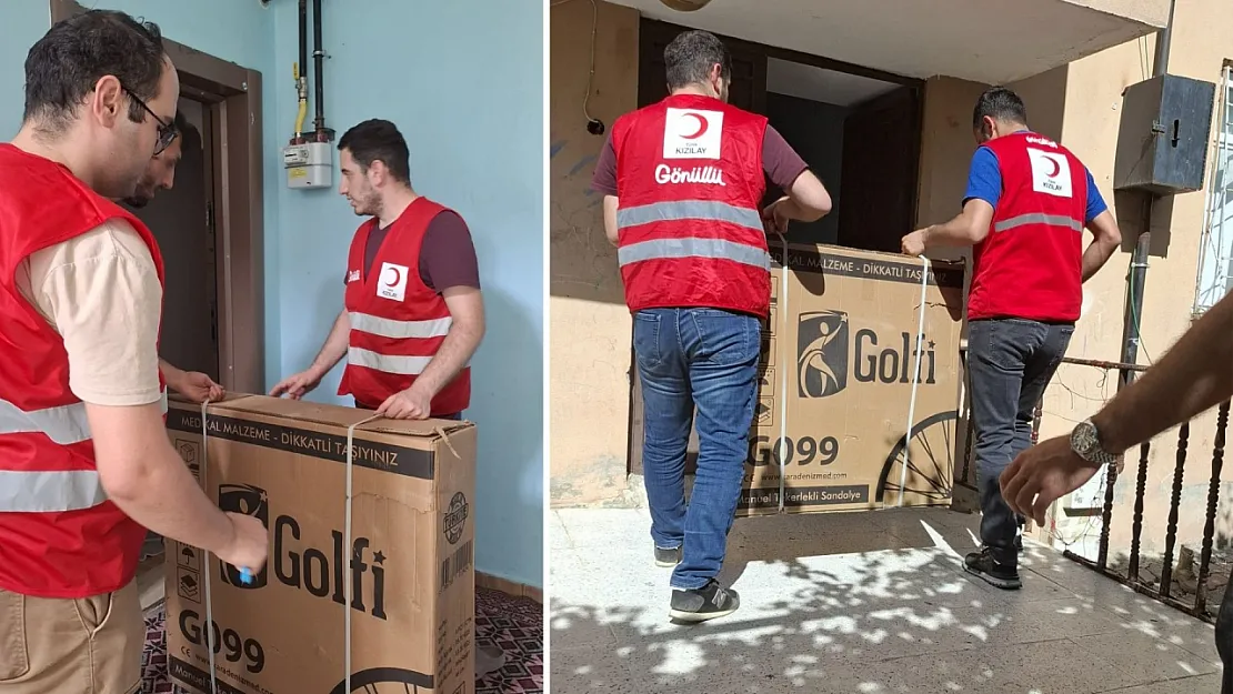 Siirt'te İhtiyaç Sahiplerine Tekerlekli Sandalye Desteği