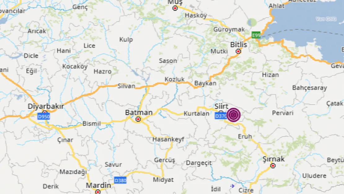 Siirt'te İl Merkezinde Deprem!