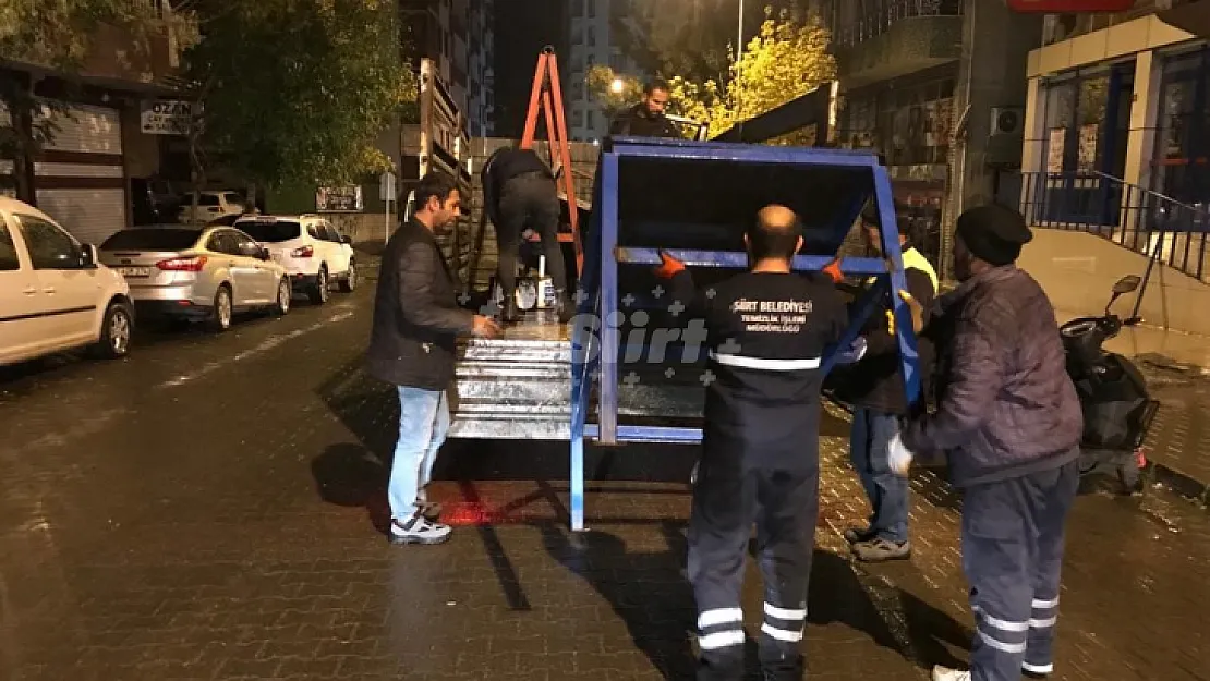 Siirt'te Kaldırım İşgallerine Gece Operasyonu