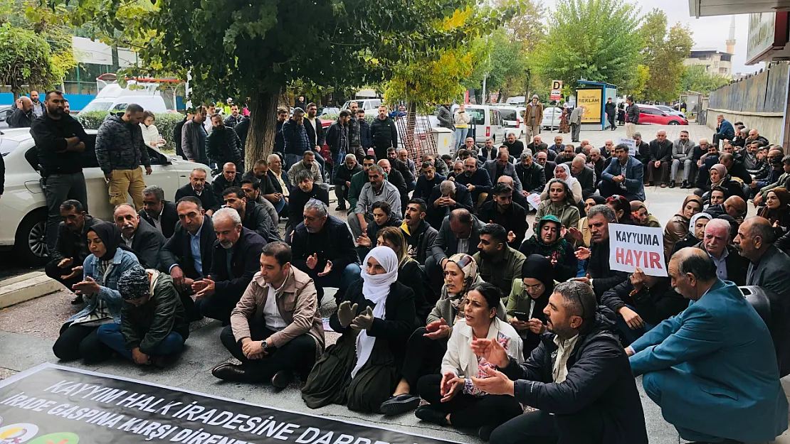 Siirt'te Kayyum Atamaları Protesto Edildi!