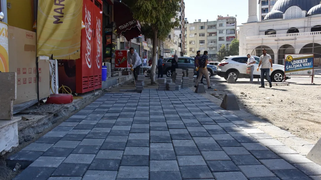 Siirt'te Kilit Parke Ve Yol Bakım Çalışmaları Devam Ediyor