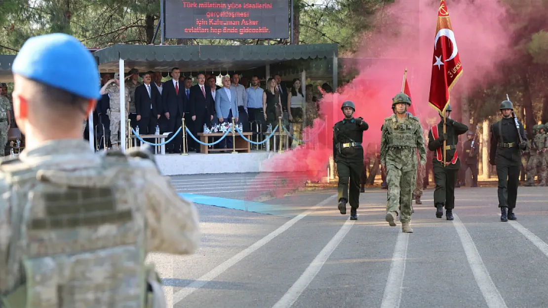 Siirt'te Komuta ve Sancak Devir Teslim Töreni Gerçekleştirildi