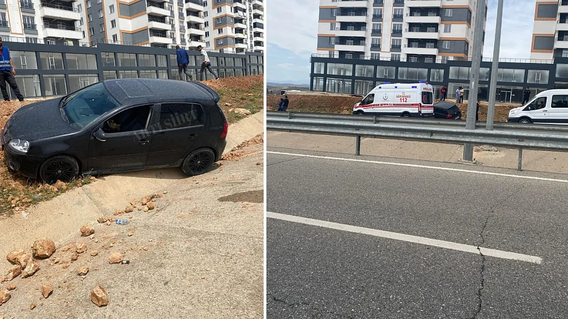 Siirt'te Kontrolden Çıkan Otomobil Şarampole Sürüklendi