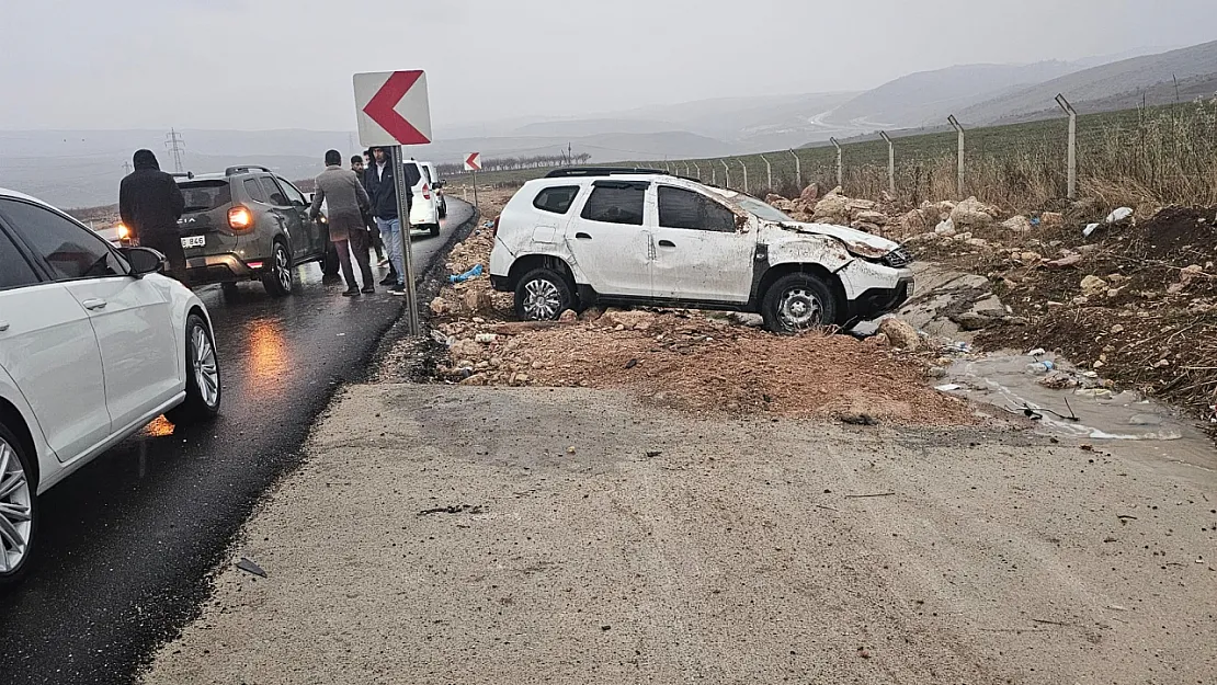 Siirt'te Kontrolden Çıkarak Kaza Yapan Araçta 1 Çocuk Yaralandı